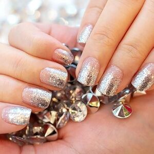 Dripping in Diamonds 💅✨ Color STREET NEW - Long Lasting Nail Polish Strips